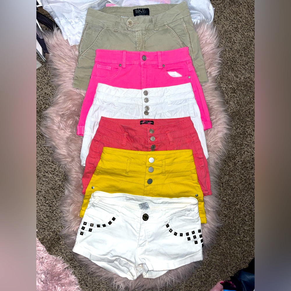 Assorted high wasted shorts bundle!!!